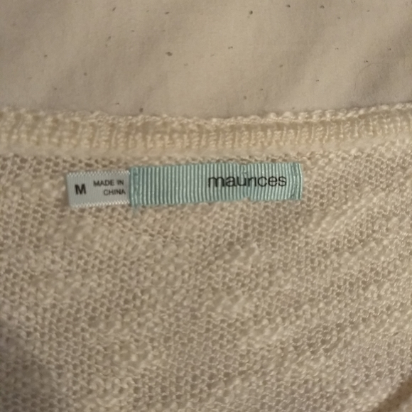 Gray and white sweater - Picture 2 of 2